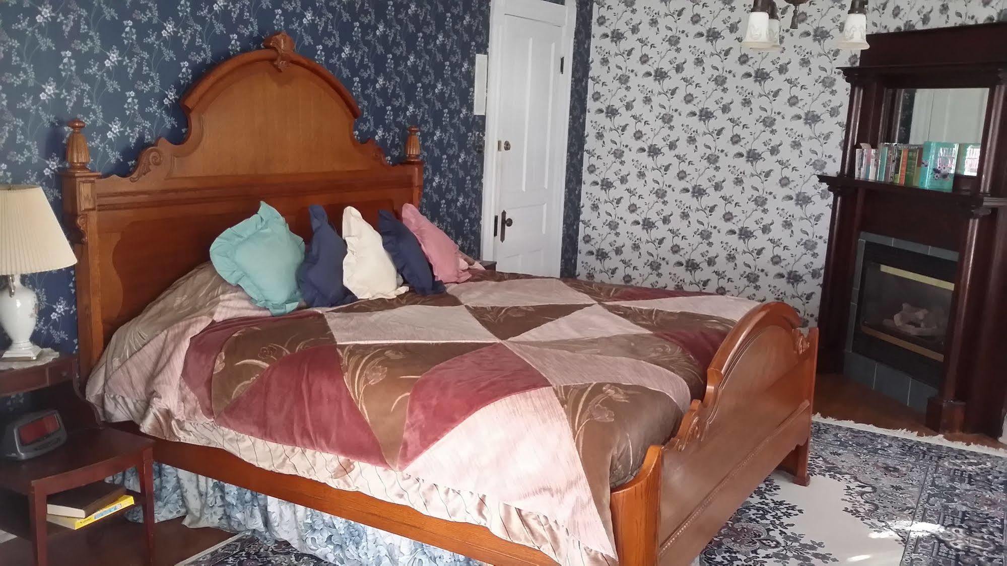 אטלנטיק Chestnut Charm Bed & Breakfast מראה חיצוני תמונה
