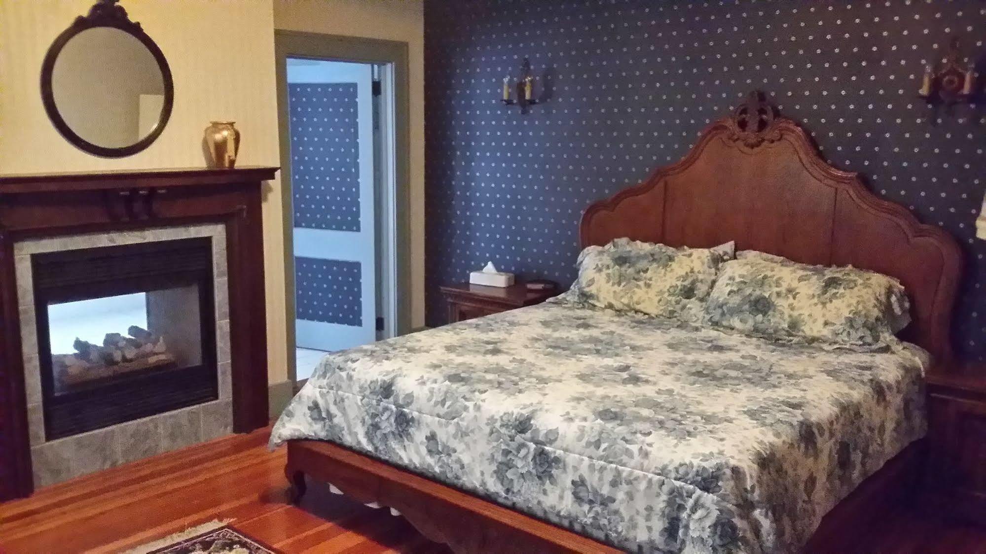 אטלנטיק Chestnut Charm Bed & Breakfast מראה חיצוני תמונה